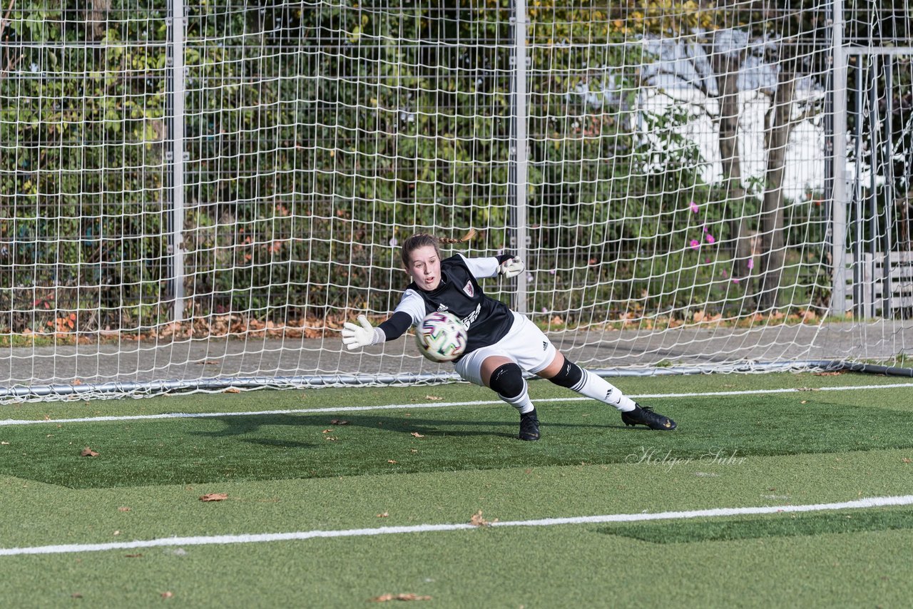 Bild 143 - F Fortuna St. Juergen - SV Wahlstedt : Ergebnis: 3:0